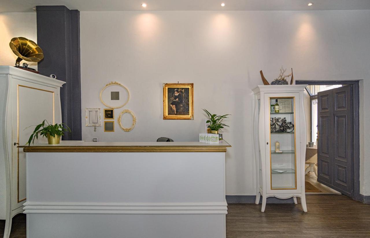 B&B Relais Inn Лукка Екстер'єр фото